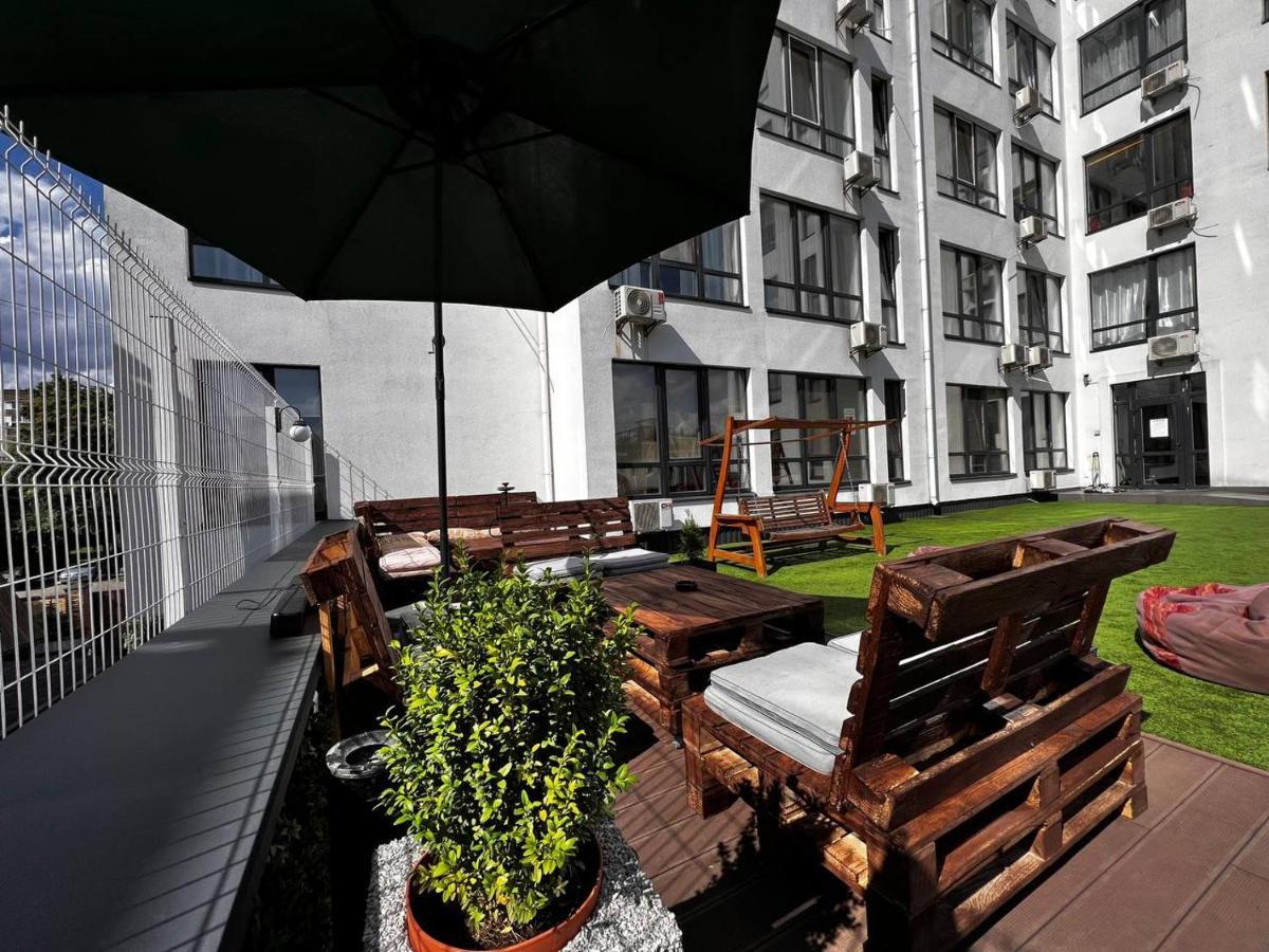 Nyvky Residence Kyiv Exterior photo