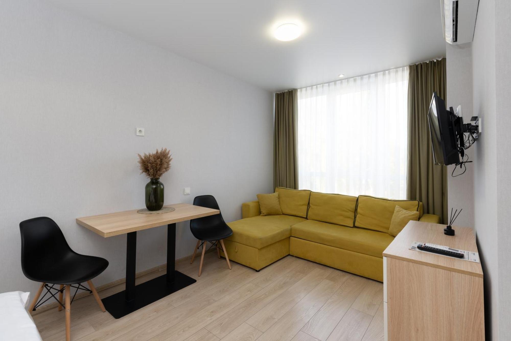 Nyvky Residence Kyiv Exterior photo